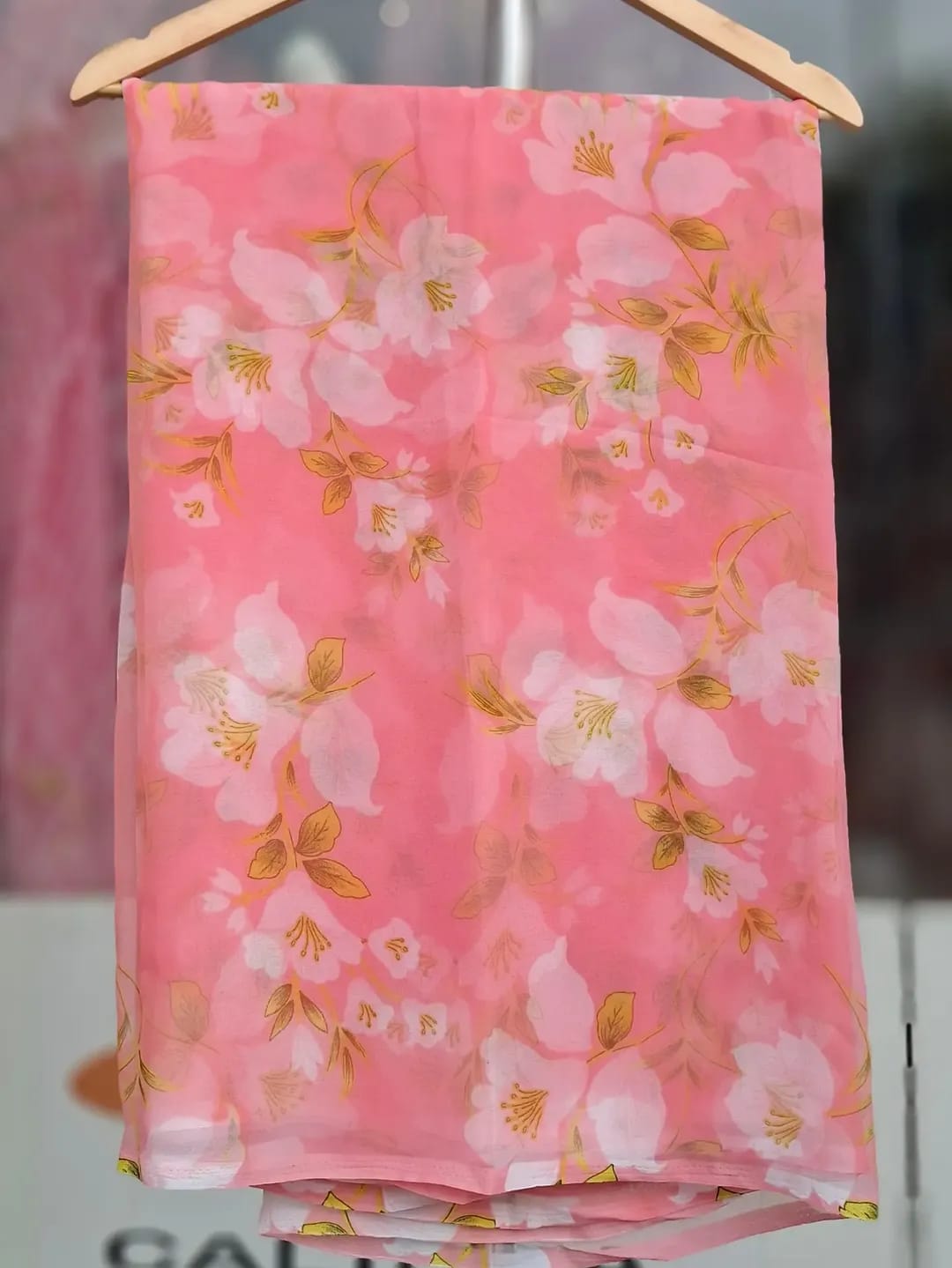 Floral Printed Royal Georgette Saree| 6 Different Colors