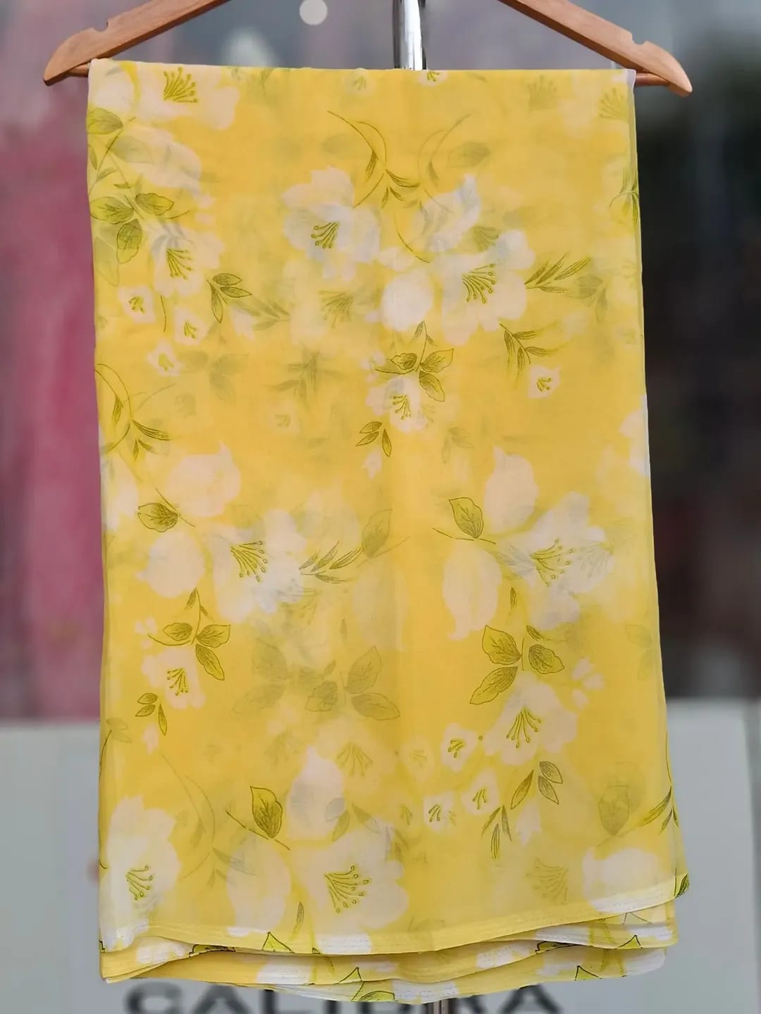 Floral Printed Royal Georgette Saree| 6 Different Colors