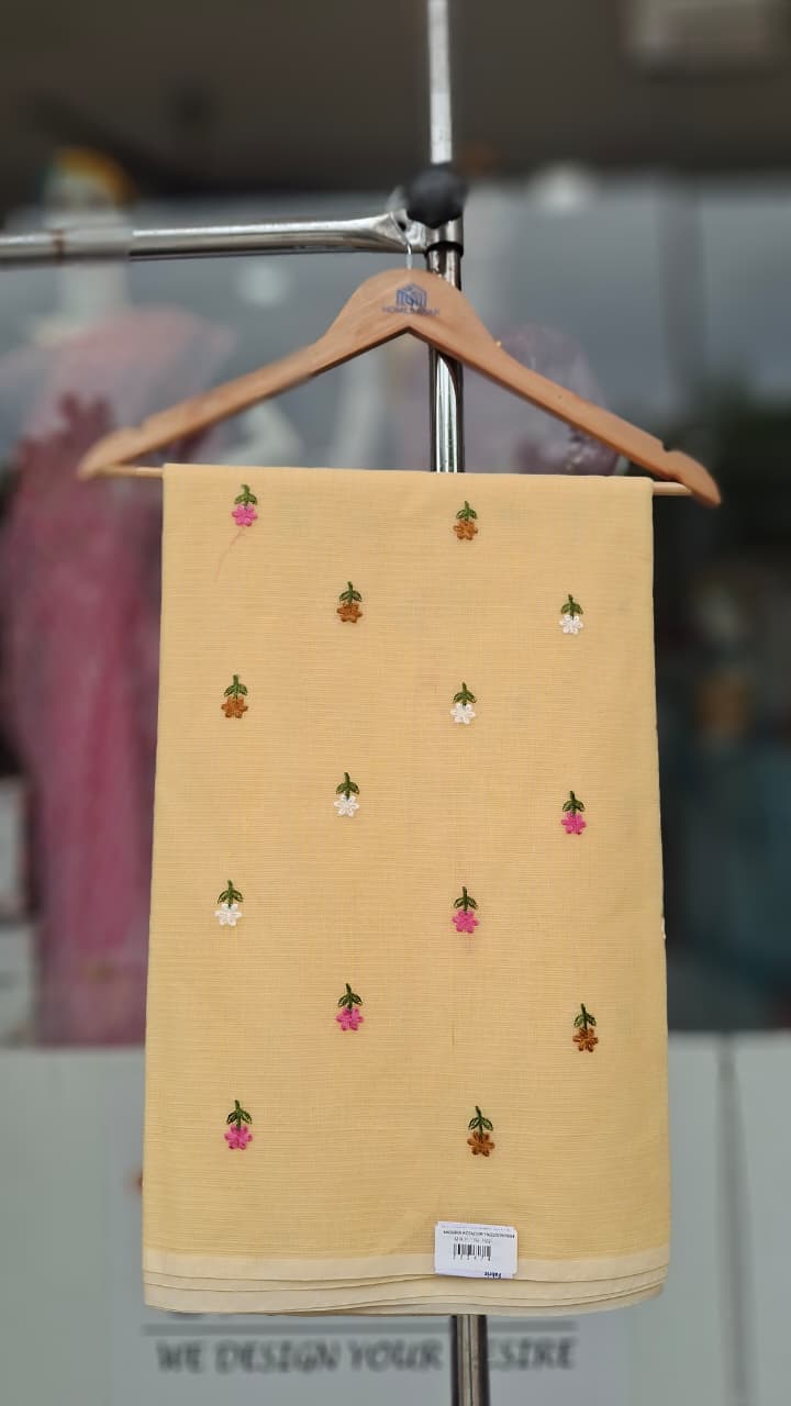 Kota Doriya Floral Saree with Blouse – Lightweight Washable Cotton Saree